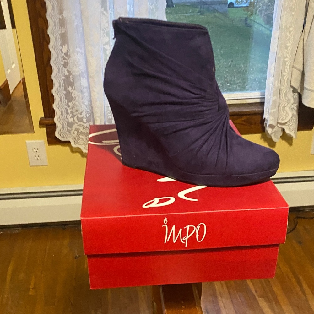 Impo Women's Dark Purple Wedge Boots